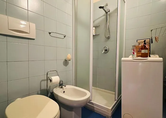 Sunday's Flat/monolocale Zona Bocconi 아파트 밀라노