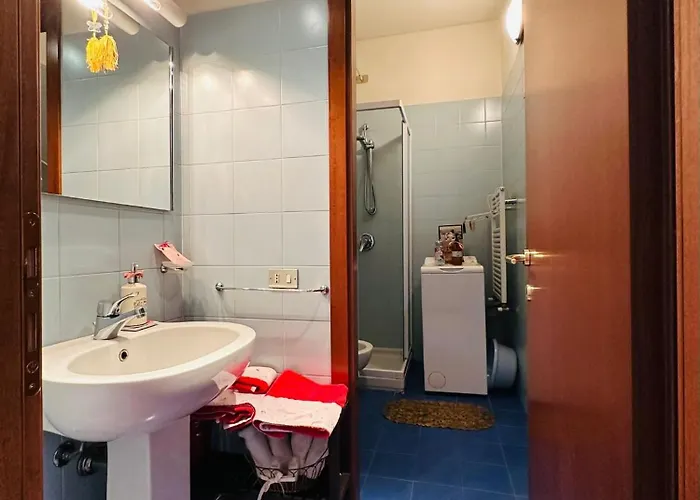 Sunday's Flat/monolocale Zona Bocconi 아파트 밀라노