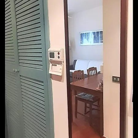 Sunday's Flat/monolocale Zona Bocconi * Mediolan